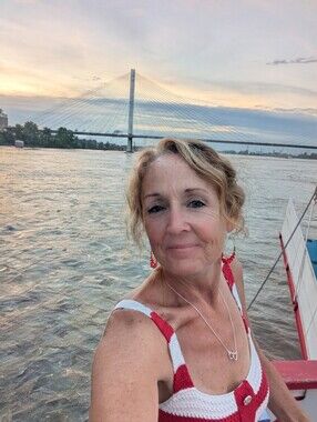 Meet your Posher, Lori